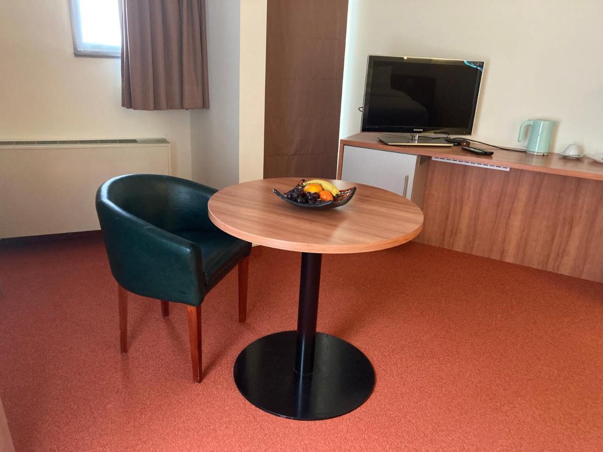 De Rantere Aparthotel Oudenaarde Bagian luar foto